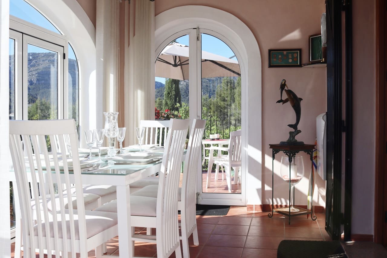 4 sypialnia Willa na sprzedaż w Benigembla / Benichembla z basenem garażem - 469 000 € (Ref: 9679117)