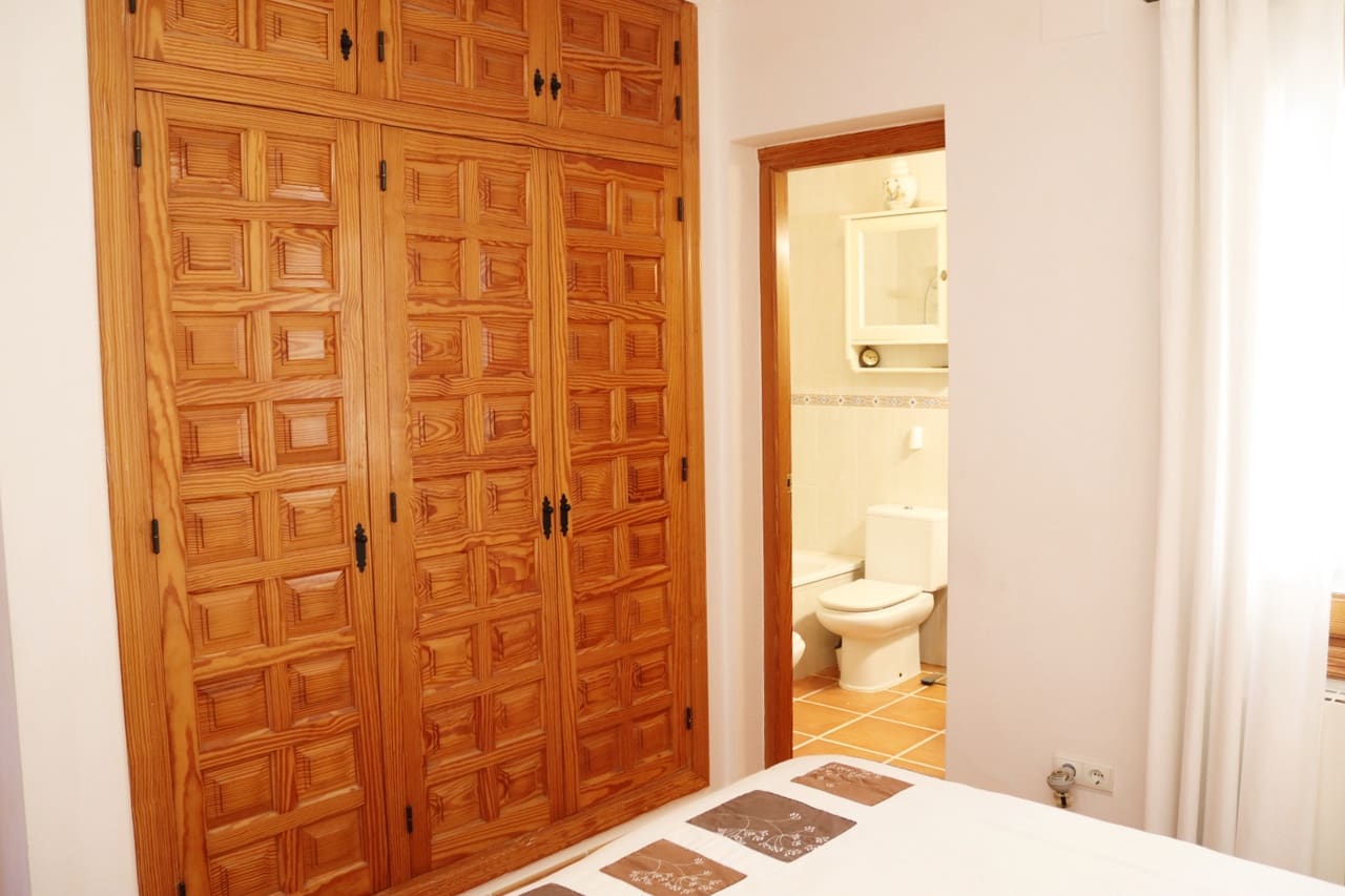 4 sypialnia Willa na sprzedaż w Benigembla / Benichembla z basenem garażem - 469 000 € (Ref: 9679117)