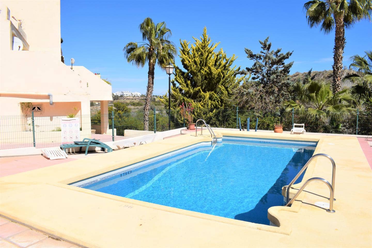 1 sovrum Lägenhet till salu i Mojacar med pool - 145 000 € (Ref: 10024564)