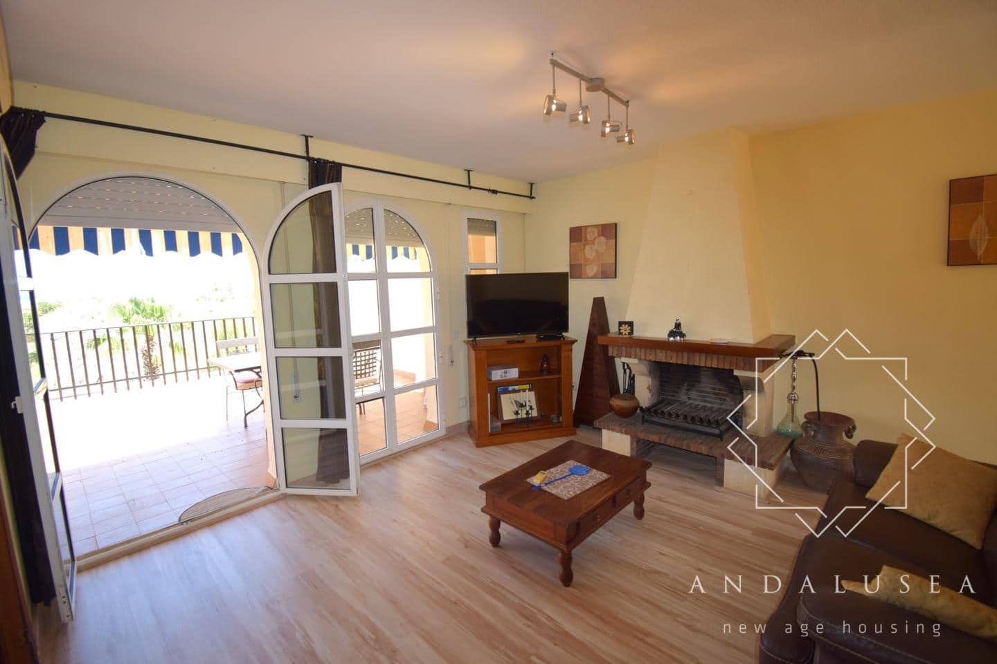 Appartement de 1 chambre à louer à Mojacar avec piscine garage - 600 € (Ref: 10034259)