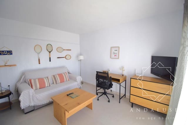 Piso de 1 habitación en Mojácar en alquiler con piscina garaje - 850 € (Ref: 10039284)