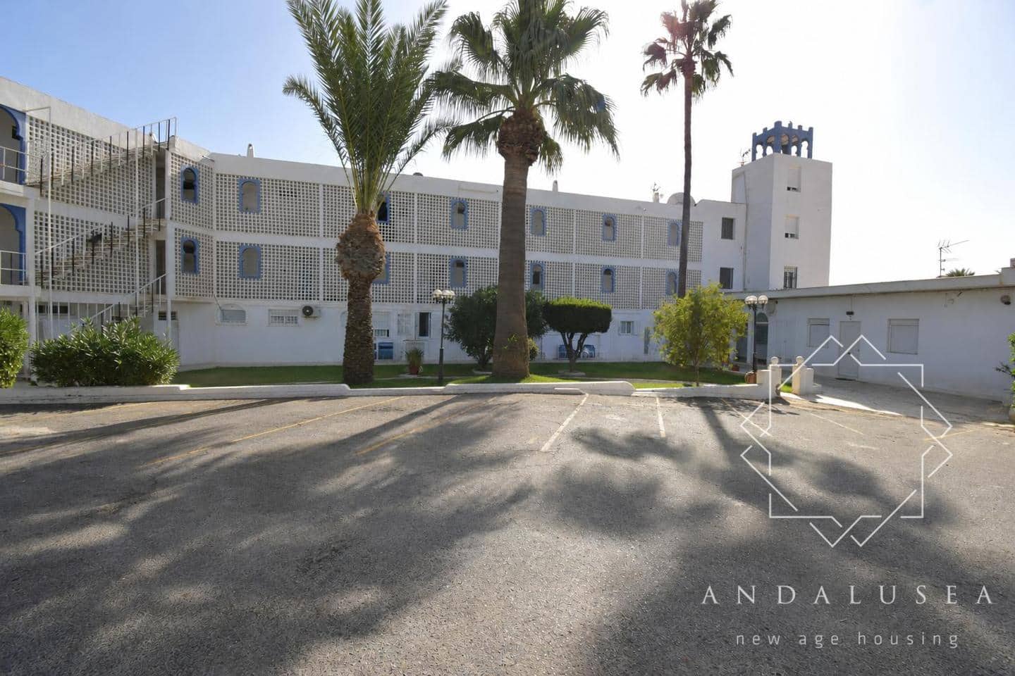 Piso de 1 habitación en Mojácar en alquiler con piscina garaje - 850 € (Ref: 10039284)