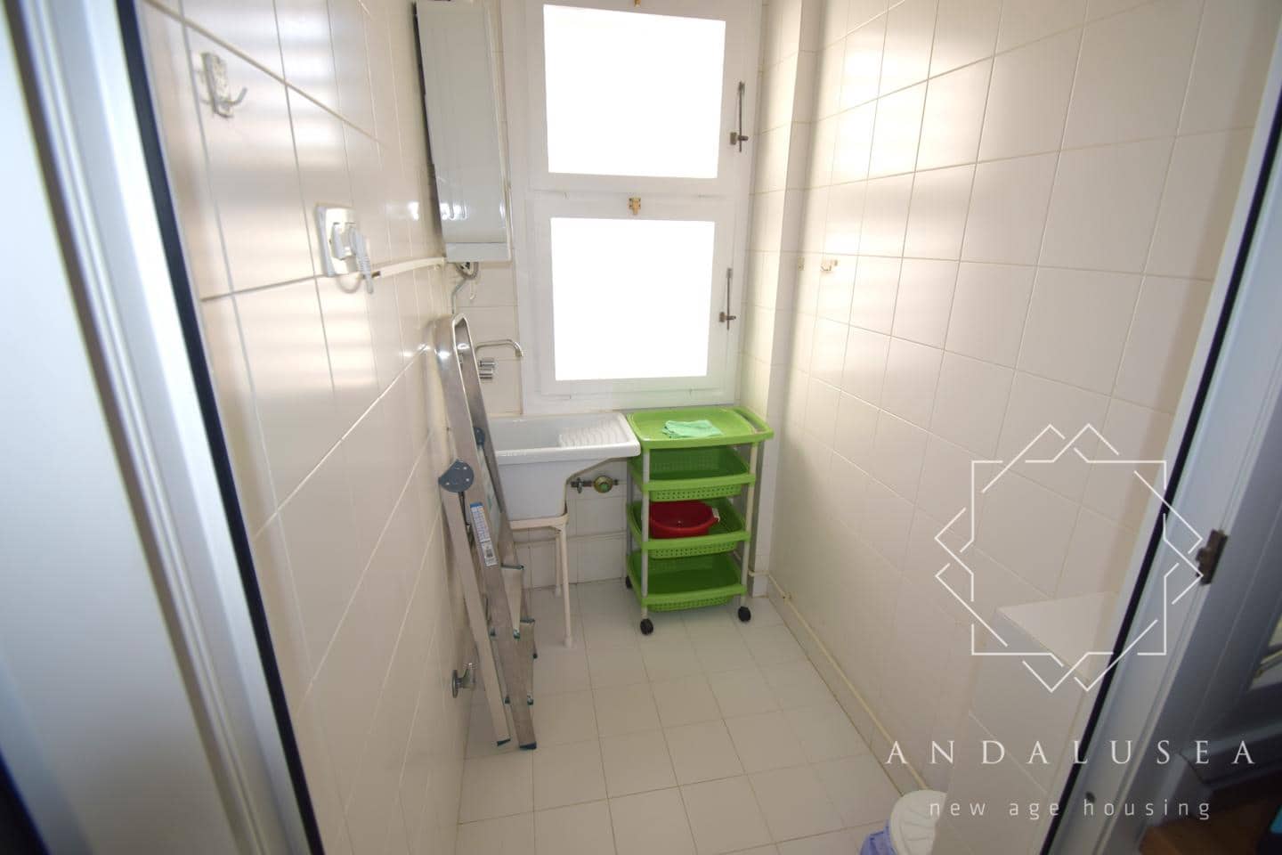 3 bedroom Flat for rent in Mojacar with pool garage - € 1,500 (Ref: 10049802)