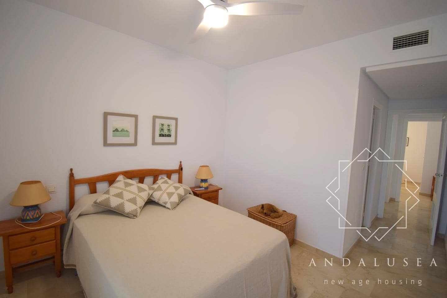 3 bedroom Flat for rent in Mojacar with pool garage - € 1,500 (Ref: 10049802)
