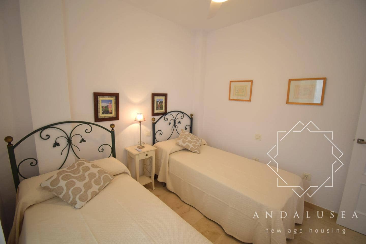 3 bedroom Flat for rent in Mojacar with pool garage - € 1,500 (Ref: 10049802)