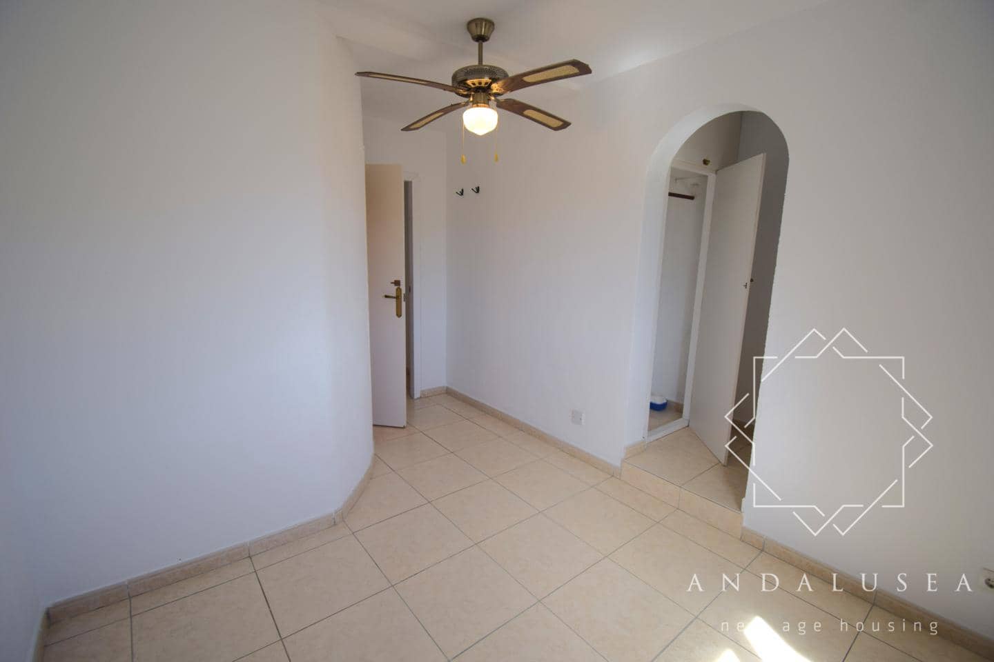 Chalet de 4 habitaciones en Sopalmo en venta - 349.995 € (Ref: 10062832)
