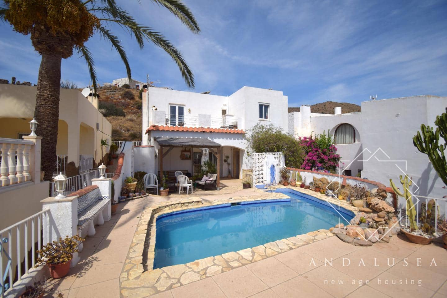 Chalet de 4 habitaciones en Sopalmo en venta - 349.995 € (Ref: 10062832)
