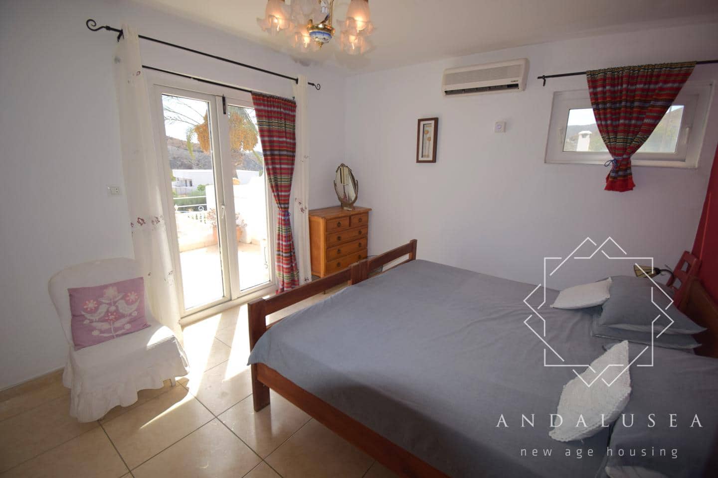 Chalet de 4 habitaciones en Sopalmo en venta - 349.995 € (Ref: 10062832)
