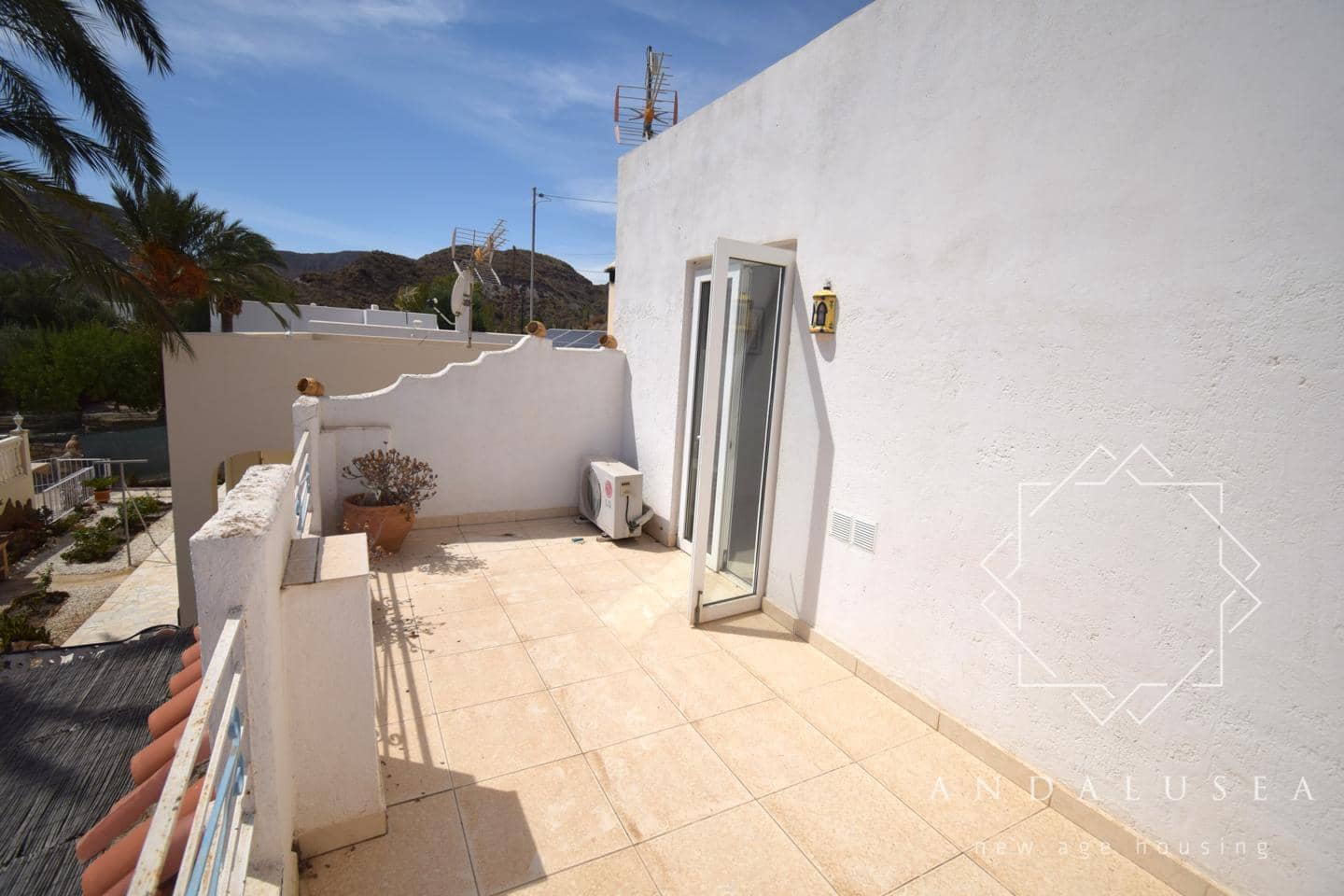 Chalet de 4 habitaciones en Sopalmo en venta - 349.995 € (Ref: 10062832)