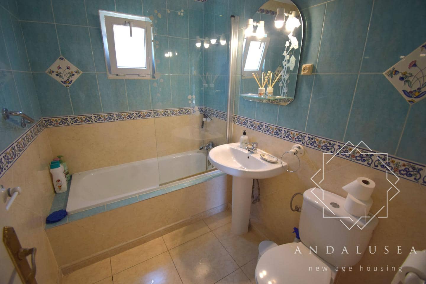 Chalet de 4 habitaciones en Sopalmo en venta - 349.995 € (Ref: 10062832)