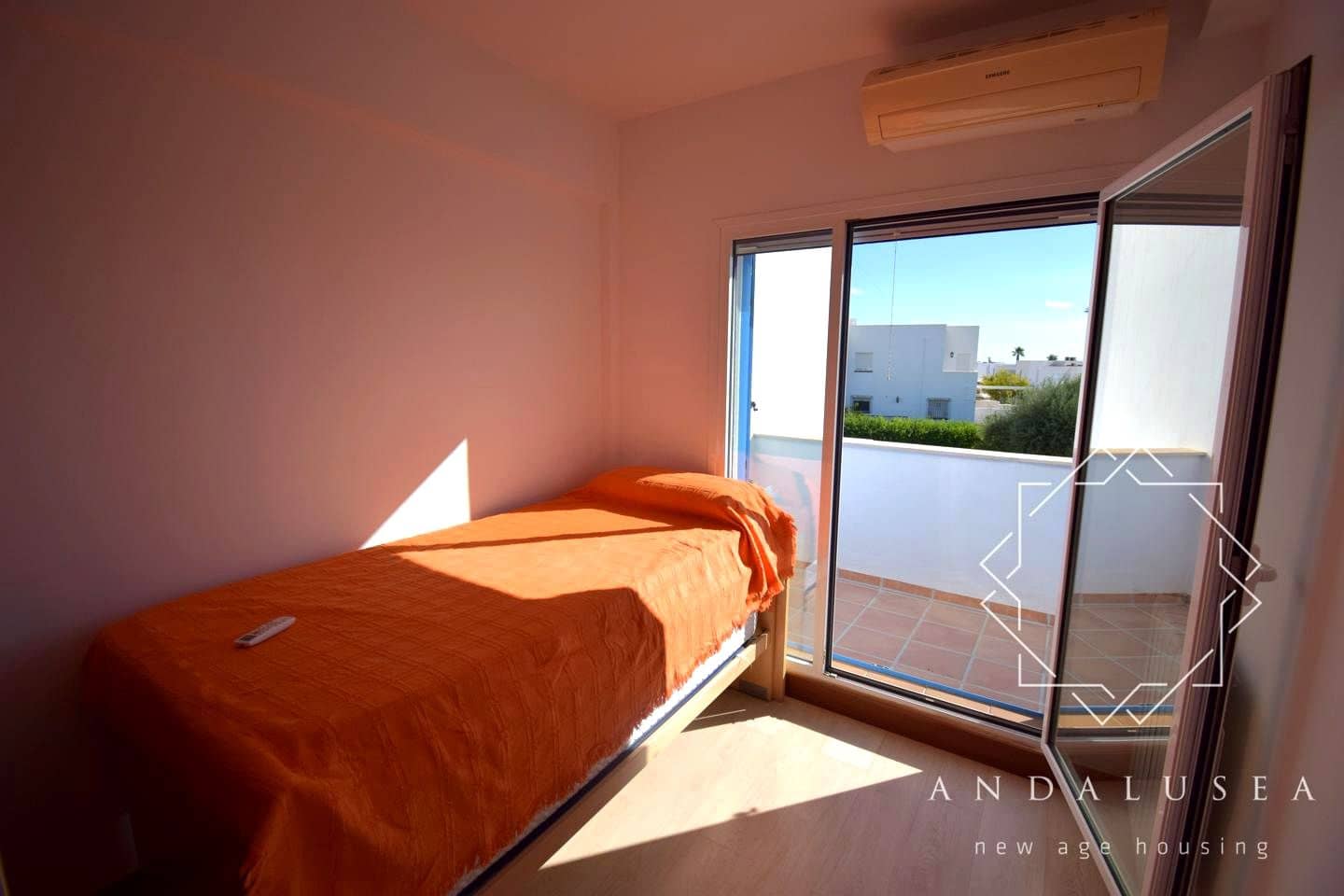 3 bedroom Flat for sale in Mojacar with pool garage - € 410,000 (Ref: 10070218)