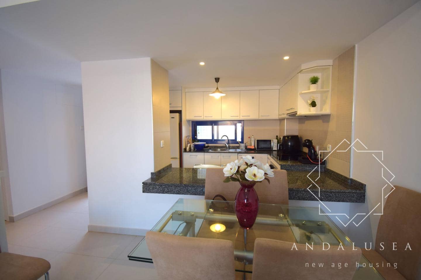 2 slaapkamer Flat te koop in Mojacar met garage - € 246.000 (Ref: 10105566)