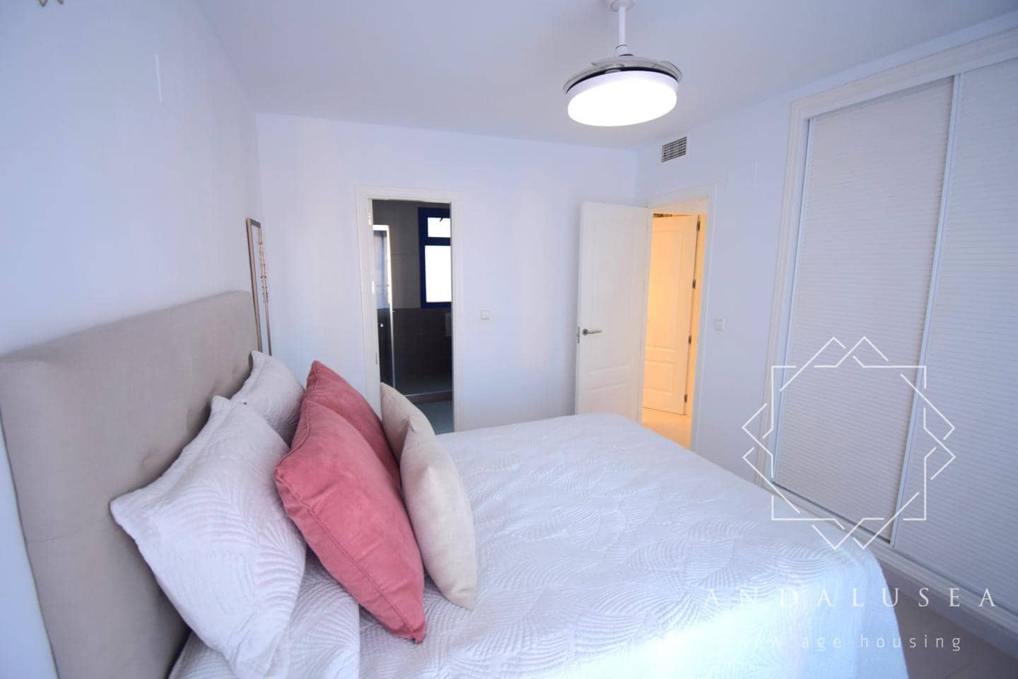 2 slaapkamer Flat te koop in Mojacar met garage - € 246.000 (Ref: 10105566)
