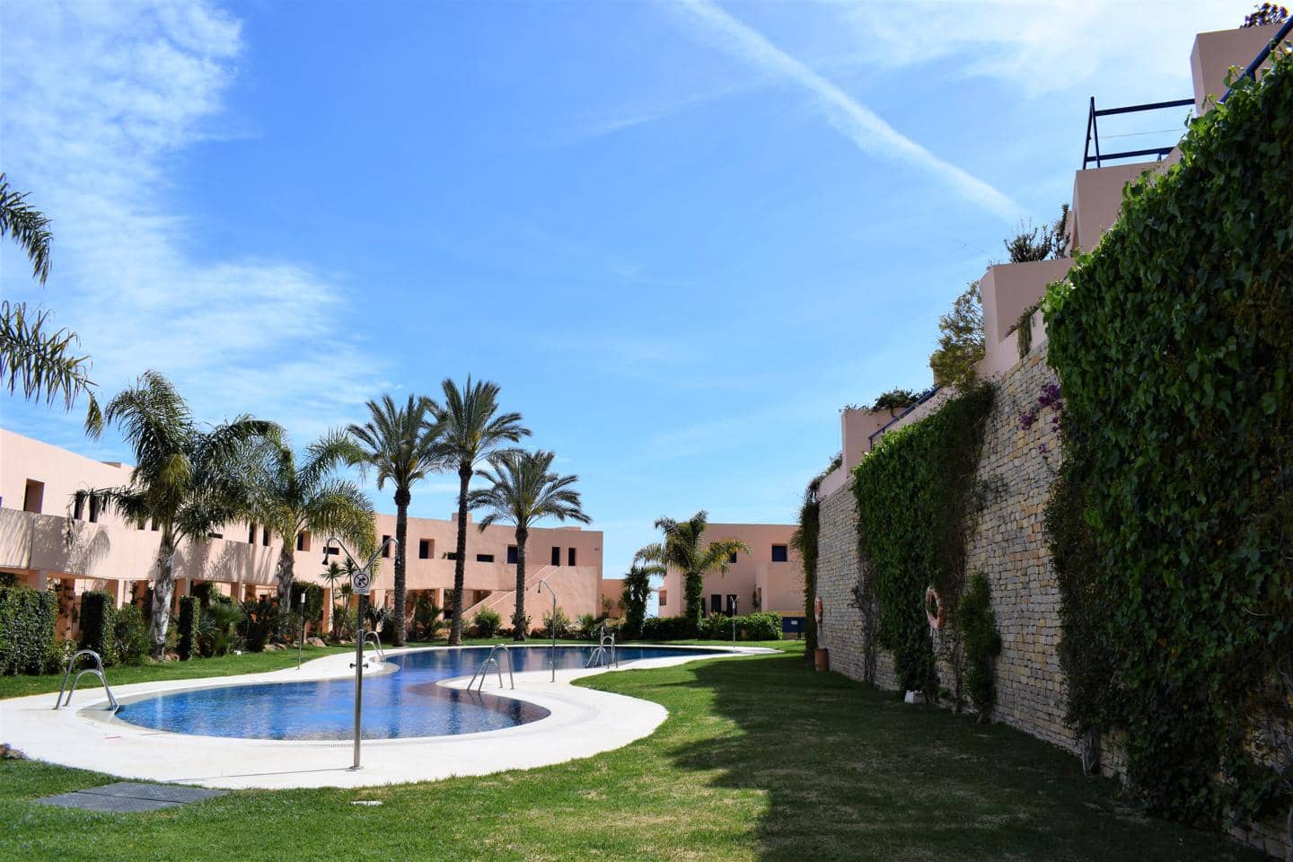 2 slaapkamer Flat te koop in Mojacar met garage - € 246.000 (Ref: 10105566)
