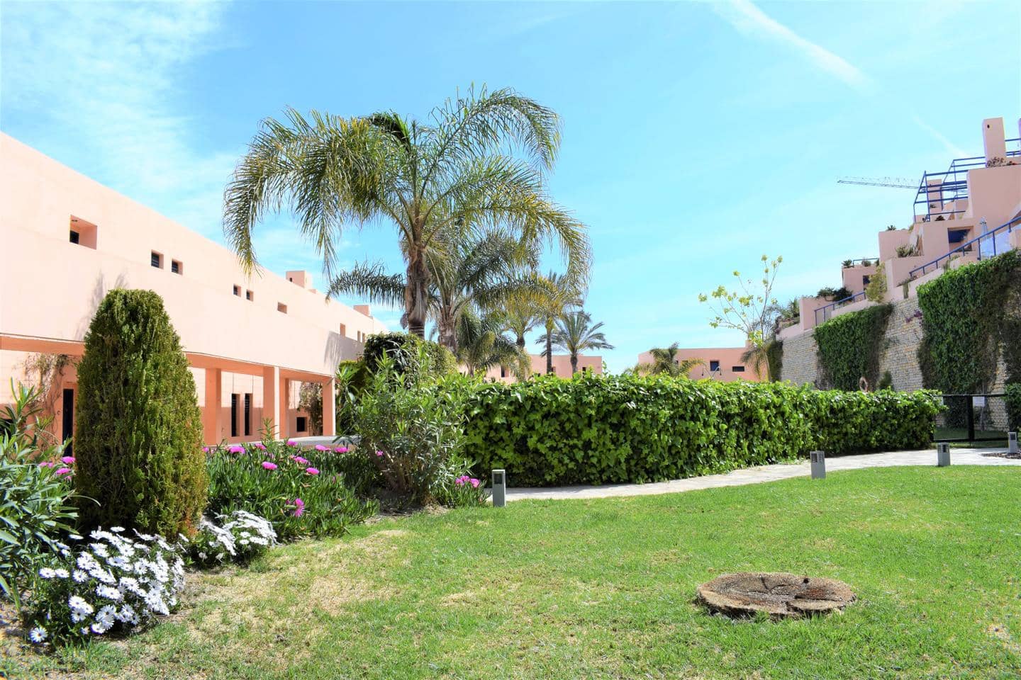 2 slaapkamer Flat te koop in Mojacar met garage - € 246.000 (Ref: 10105566)