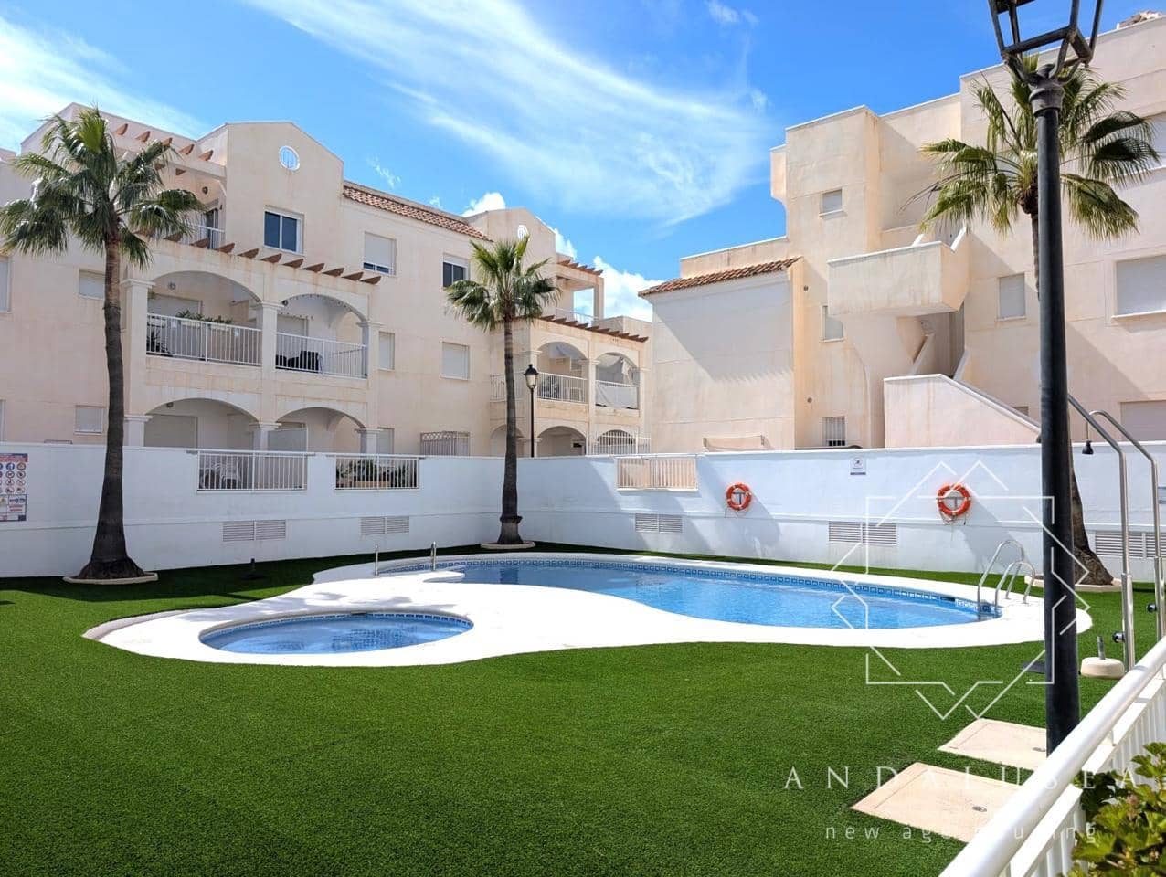3 Zimmer Wohnung zu vermieten in Mojacar mit Pool Garage - 950 € (Ref: 10117433)