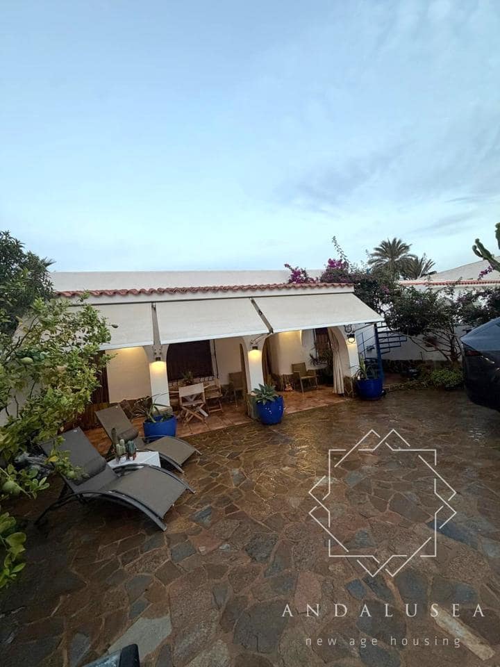 3 sypialnia Willa do wynajęcia w Mojacar - 3 000 € (Ref: 10120427)
