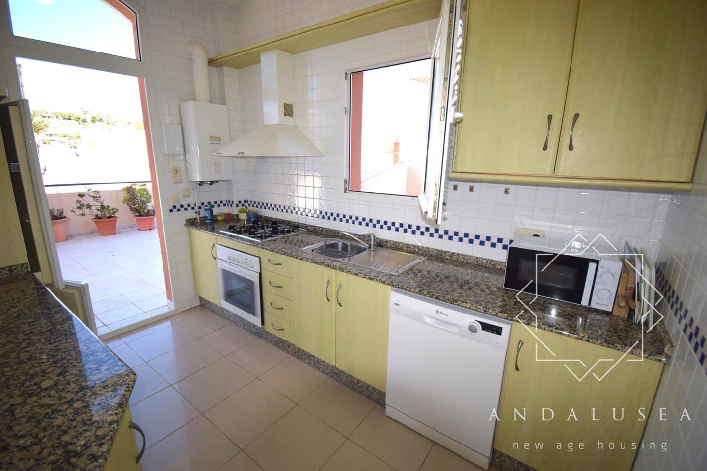 3 bedroom Villa for sale in Mojacar with pool garage - € 495,000 (Ref: 10130695)