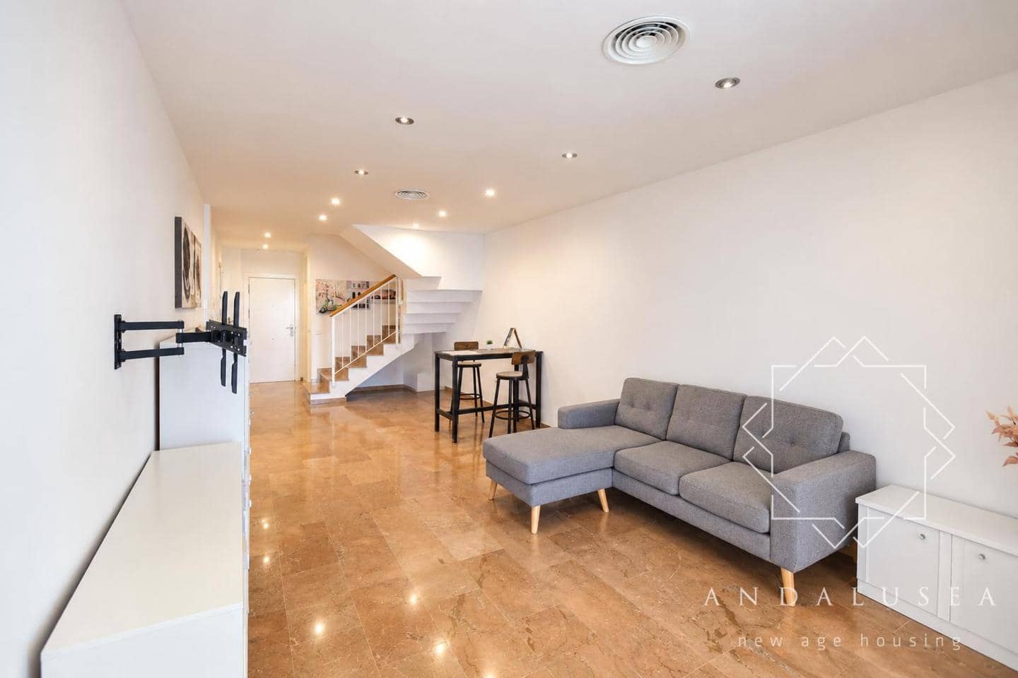 3 soverom Leilighet til leie i Mojacar - € 1 200 (Ref: 10140239)