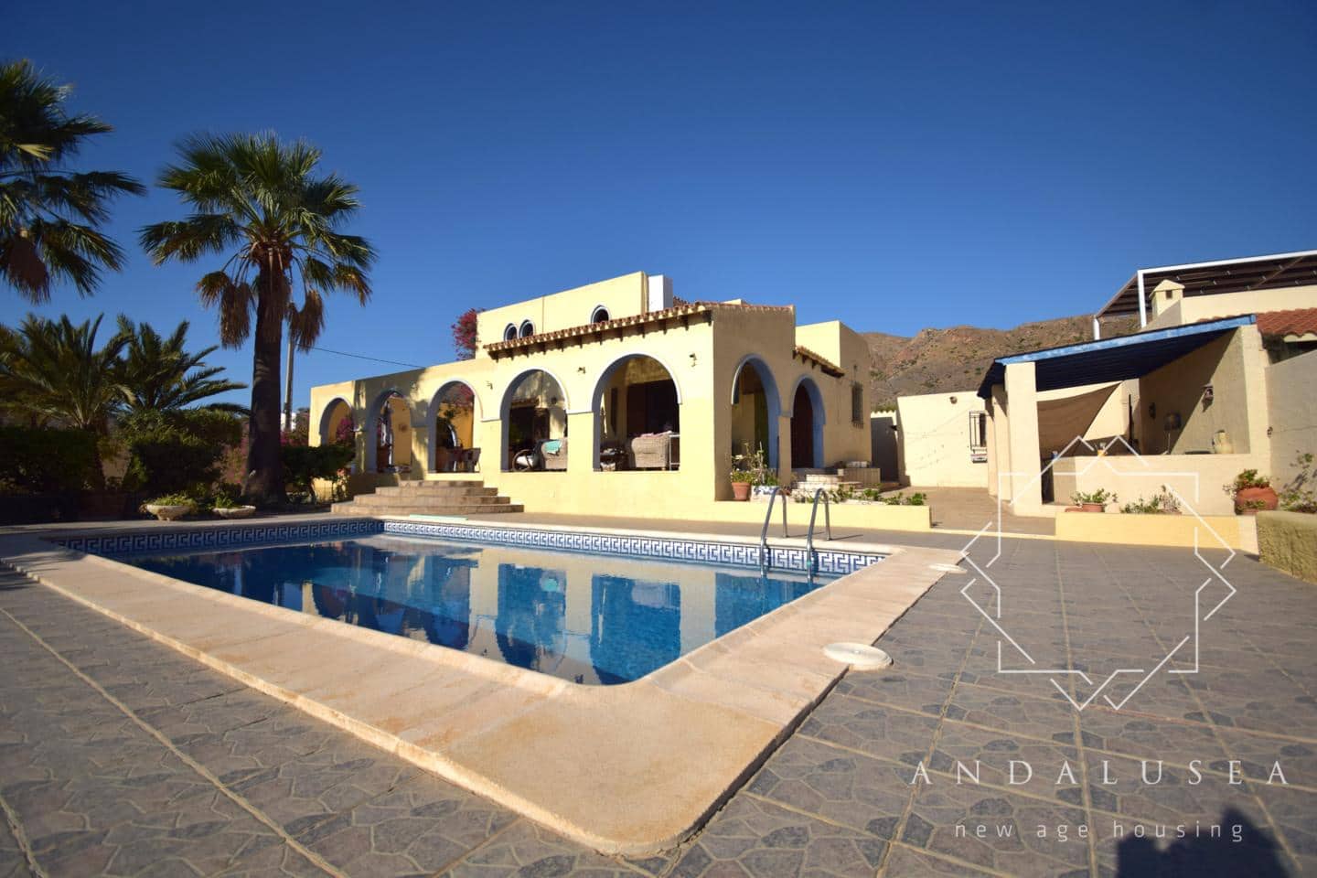 3 slaapkamer Villa te koop in Mojacar met zwembad - € 695.000 (Ref: 10144878)