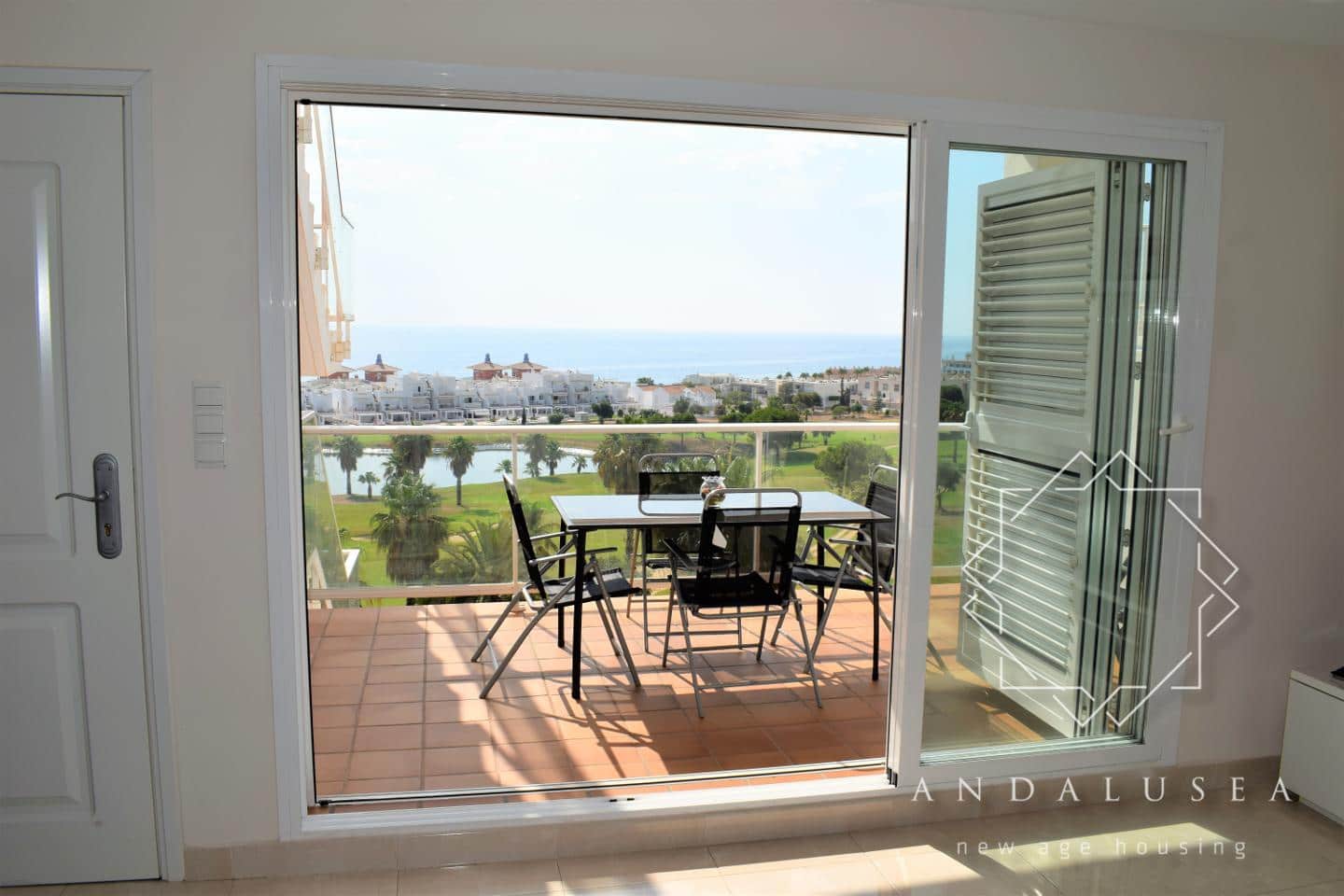 2 soveværelse Lejlighed til leje i Mojacar med swimmingpool garage - € 700 (Ref: 4099121)