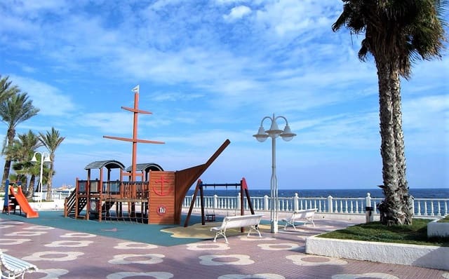 Ubebygd land til salgs i Garrucha - € 50 000 (Ref: 4853999)