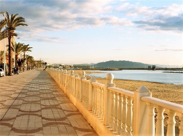 Ubebygd land til salgs i Garrucha - € 50 000 (Ref: 4853999)