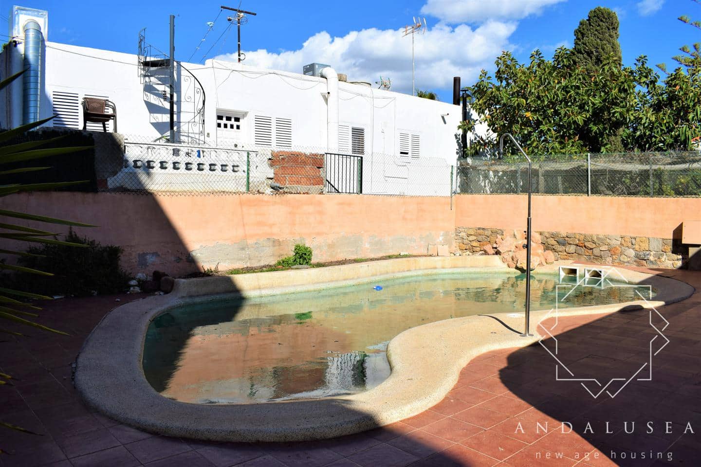 6 bedroom Villa for sale in Almeria city with pool - € 680,000 (Ref: 5953966)