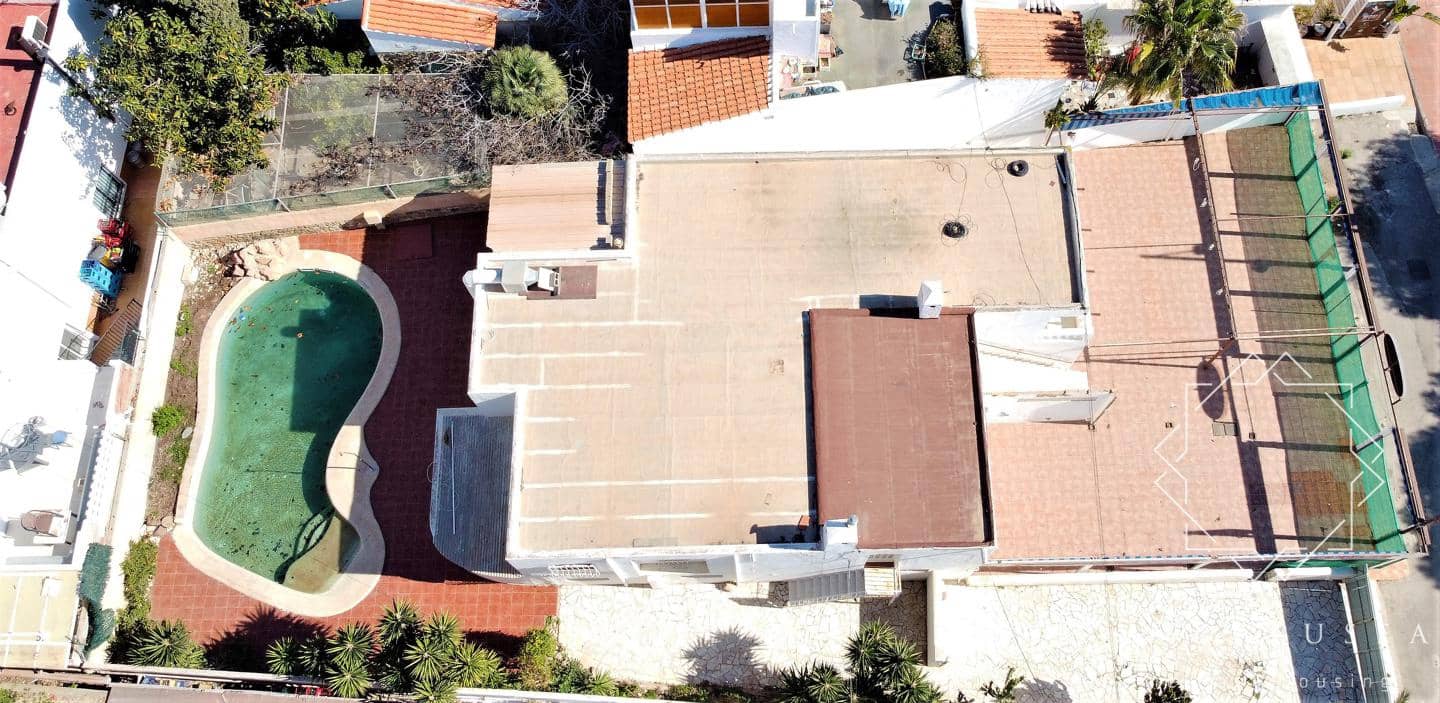 6 quarto Moradia para venda em Almeria cidade com piscina - 680 000 € (Ref: 5953966)