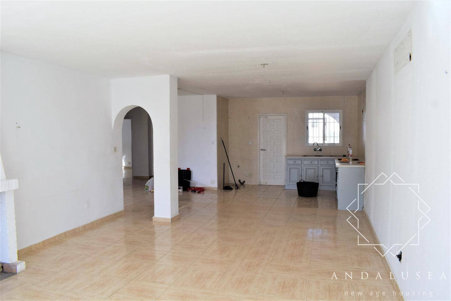 6 quarto Moradia para venda em Almeria cidade com piscina - 680 000 € (Ref: 5953966)