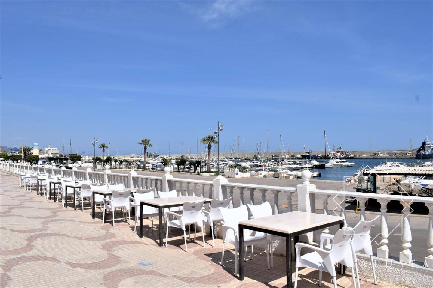 2 soveværelse Virksomhed til leje i Garrucha - € 2.000 (Ref: 6012730)