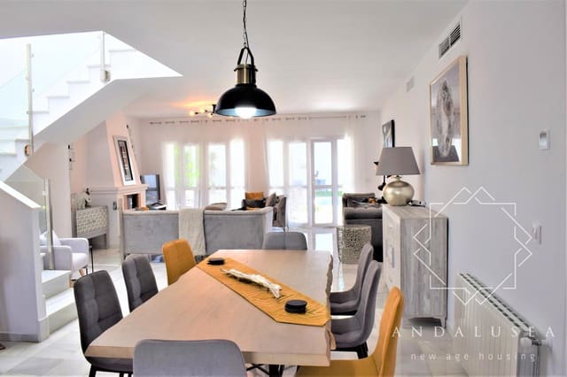 4 bedroom Villa for sale in Mojácar with pool - € 895,000 (Ref: 6464015)