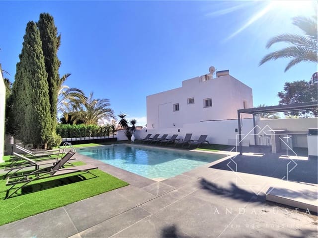 4 bedroom Villa for sale in Mojácar with pool - € 895,000 (Ref: 6464015)