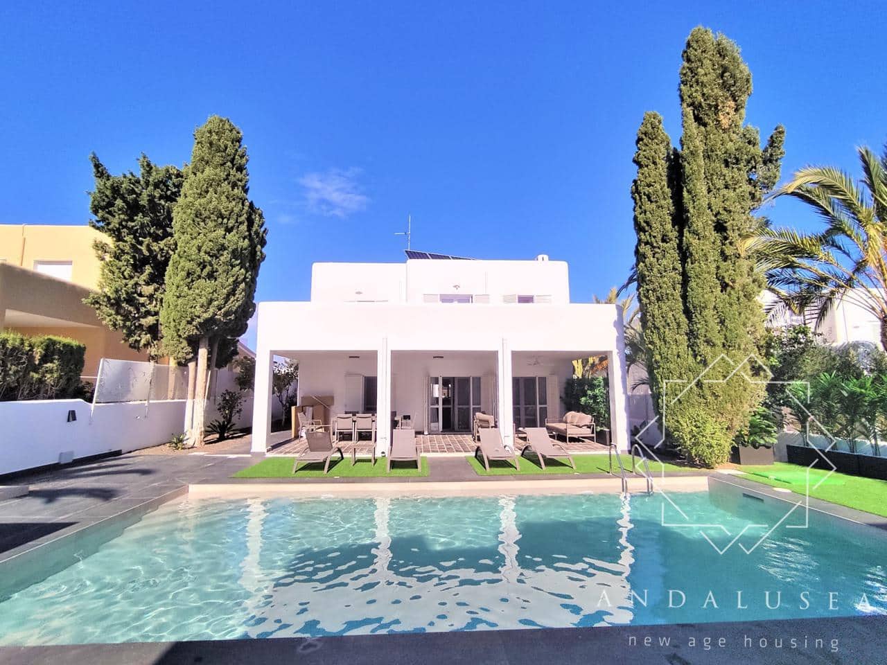 4 soveværelse Villa til salg i Mojacar med swimmingpool - € 895.000 (Ref: 6464015)