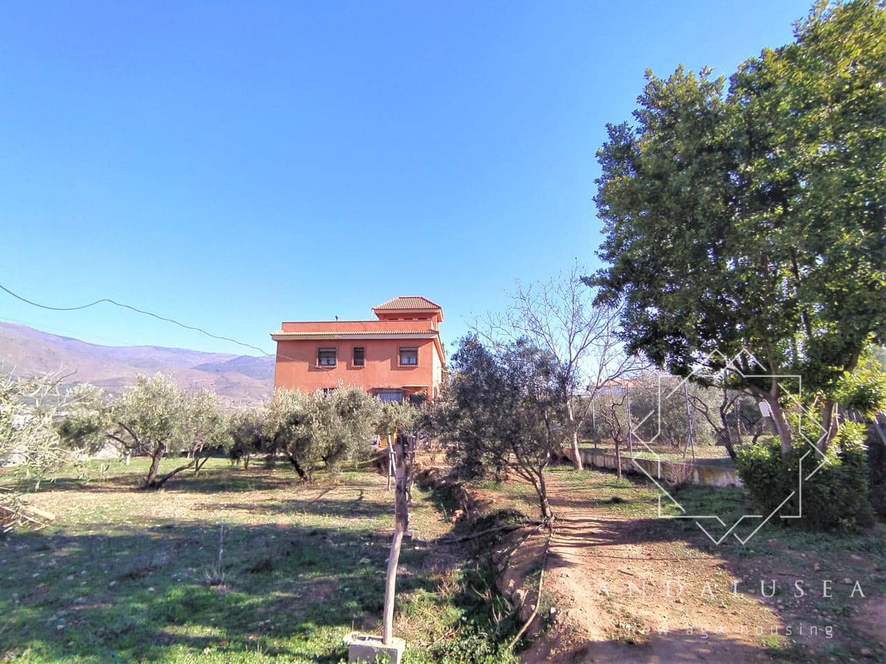 5 chambre Villa/Maison à vendre à Fondon - 450 000 € (Ref: 6644242)