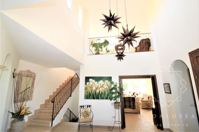 4 soveværelse Villa til salg i Vera Ciudad, Vera med swimmingpool garage - € 695.000 (Ref: 6706910)