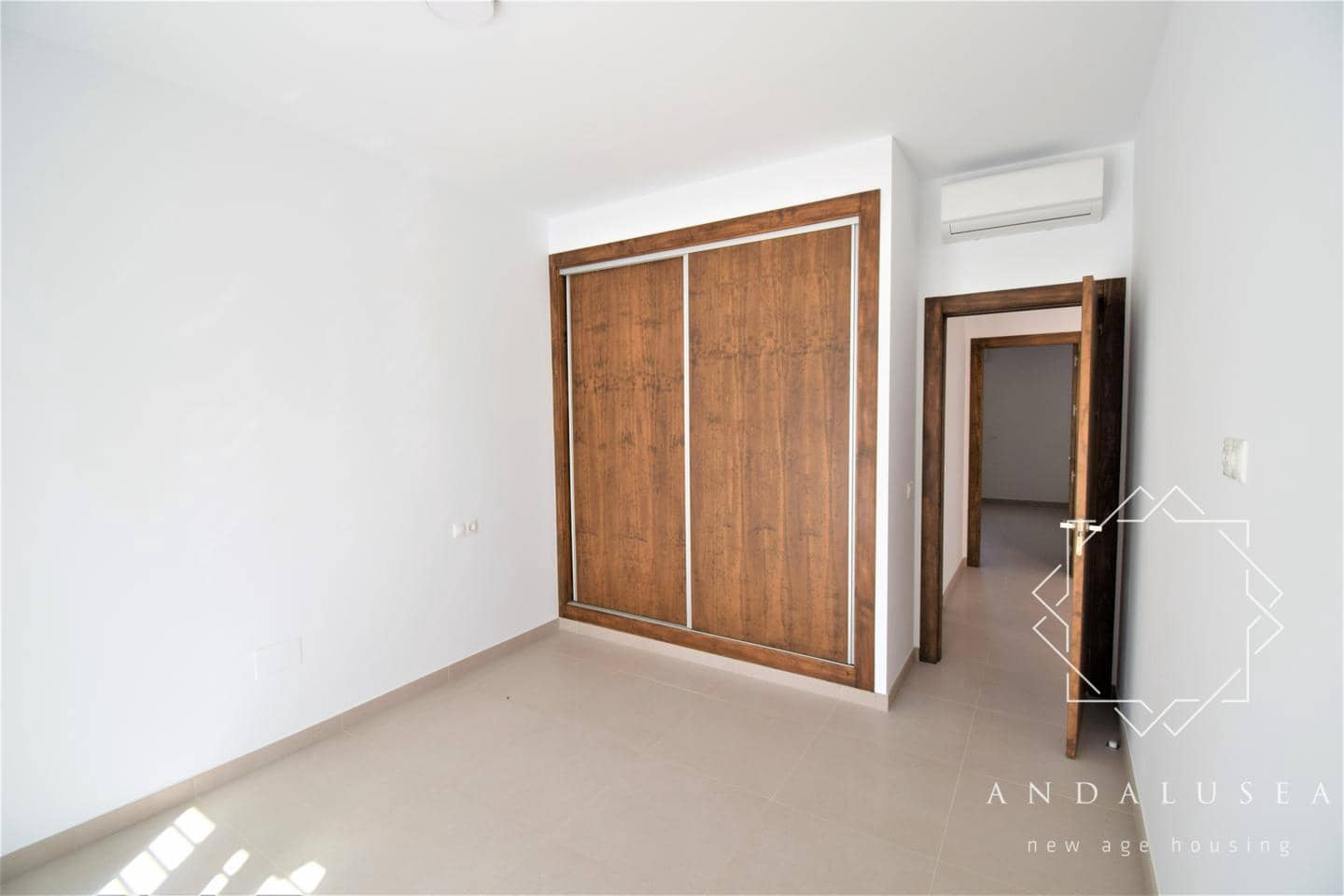 4 soveværelse Villa til salg i Mojacar med swimmingpool - € 790.000 (Ref: 6824850)