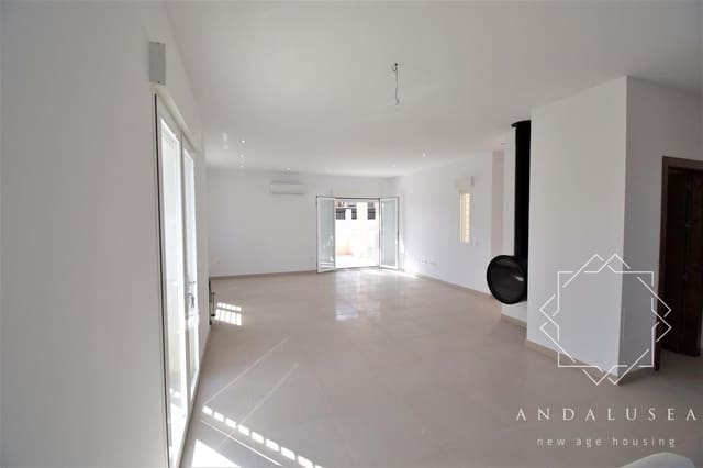 Chalet de 4 habitaciones en Mojácar en venta con piscina - 790.000 € (Ref: 6824850)