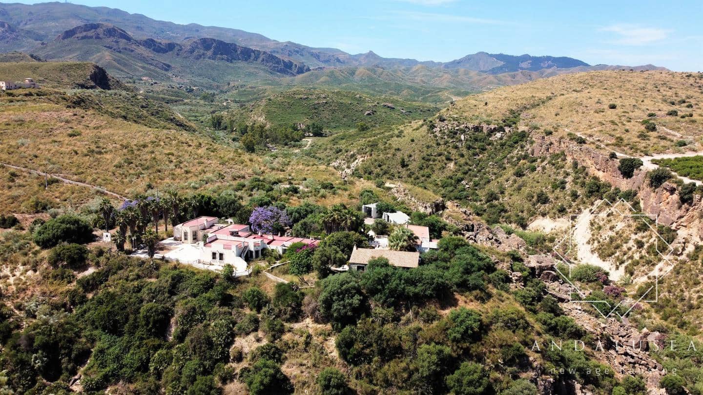 Finca/Casa Rural de 6 habitaciones en Turre en venta - 800.000 € (Ref: 7064392)