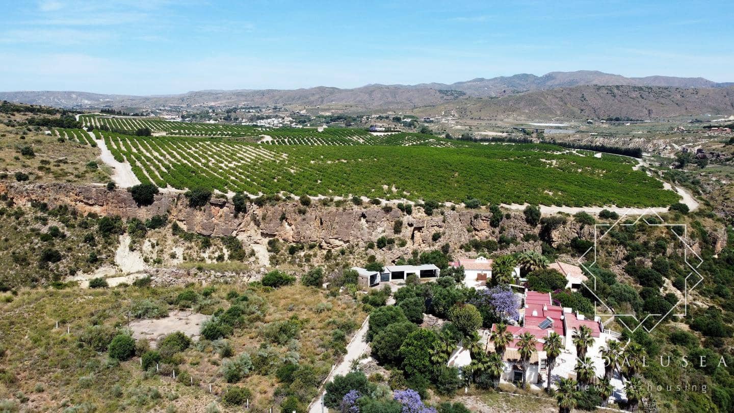 Finca/Casa Rural de 6 habitaciones en Turre en venta - 800.000 € (Ref: 7064392)