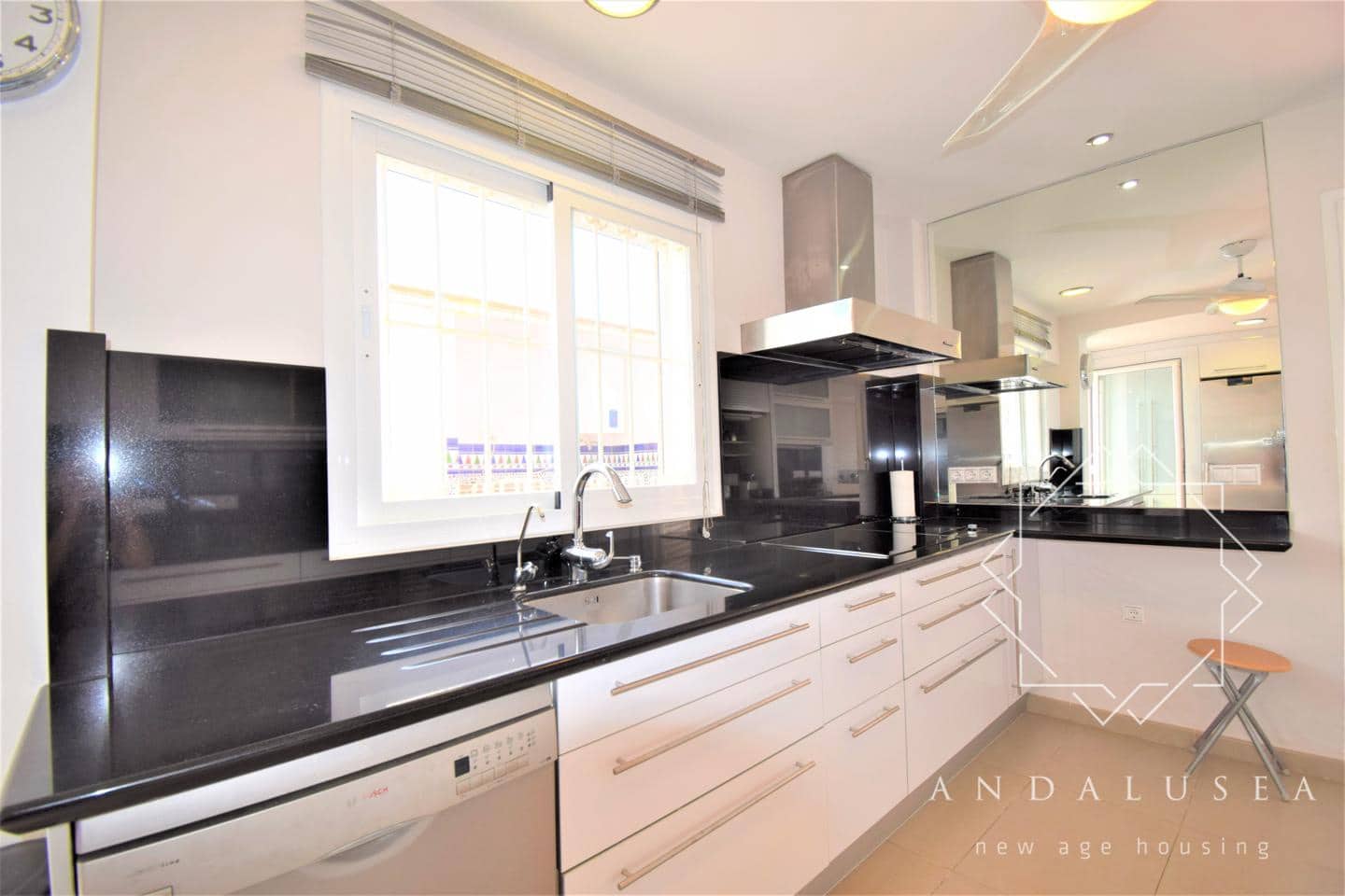 5 soveværelse Villa til salg i Mojacar med swimmingpool garage - € 550.000 (Ref: 7171124)