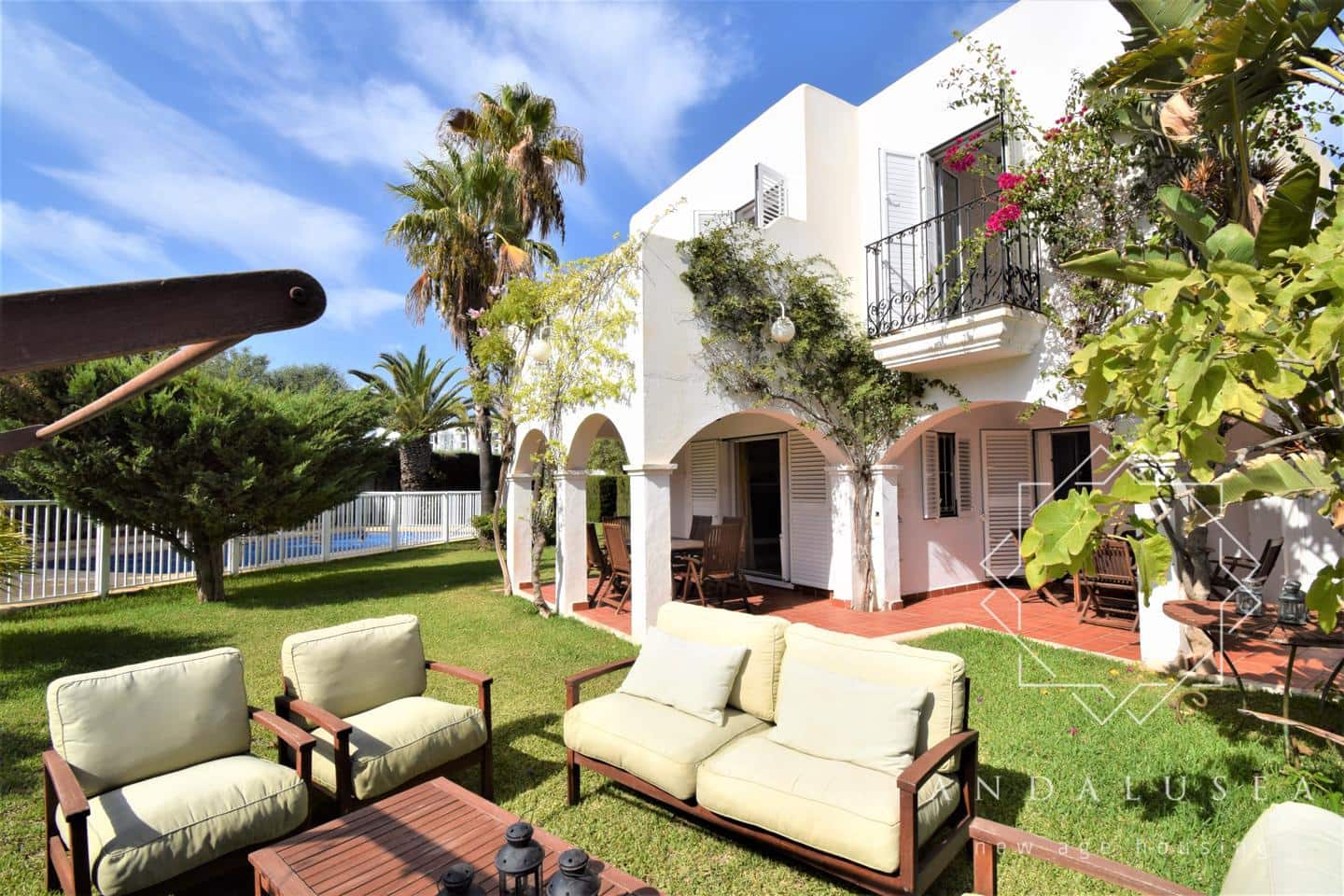 5 soveværelse Villa til salg i Mojacar med swimmingpool garage - € 550.000 (Ref: 7171124)