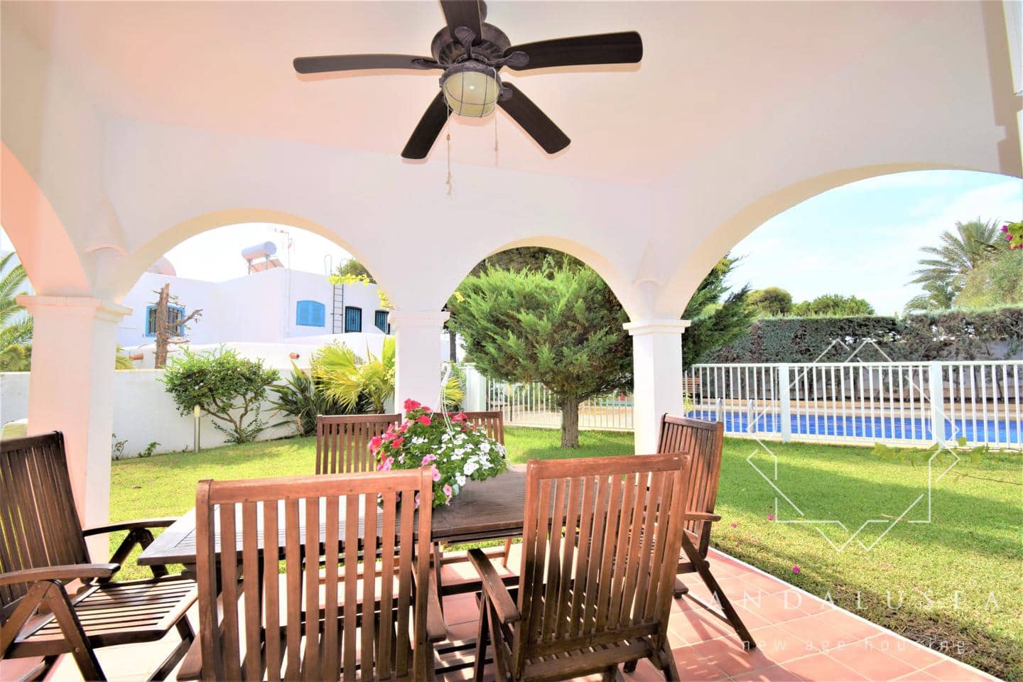 5 soveværelse Villa til salg i Mojacar med swimmingpool garage - € 550.000 (Ref: 7171124)