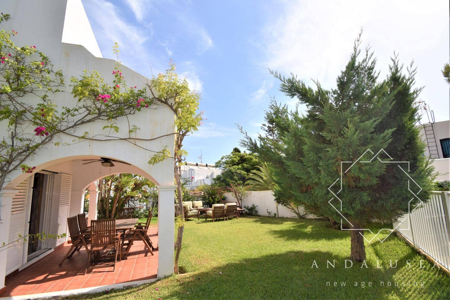 5 soveværelse Villa til salg i Mojacar med swimmingpool garage - € 550.000 (Ref: 7171124)