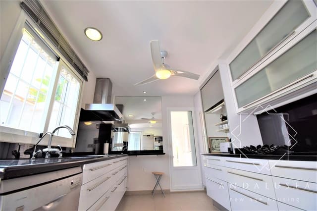 5 Zimmer Villa zu verkaufen in Mojácar mit Pool Garage - 550.000 € (Ref: 7171124)