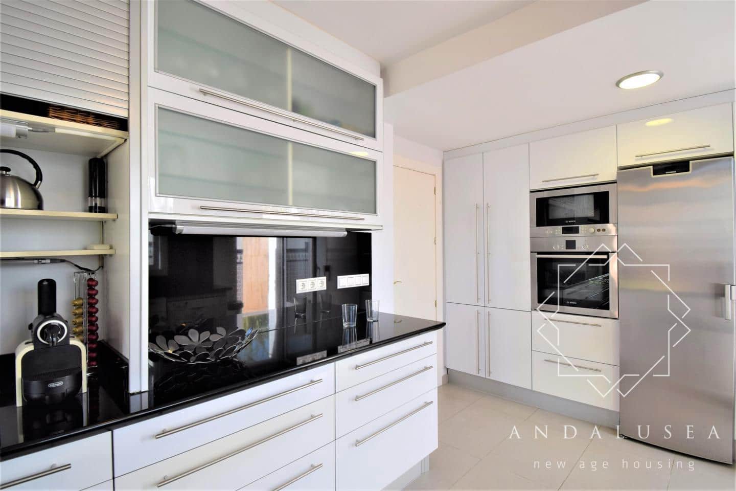 5 soveværelse Villa til salg i Mojacar med swimmingpool garage - € 550.000 (Ref: 7171124)