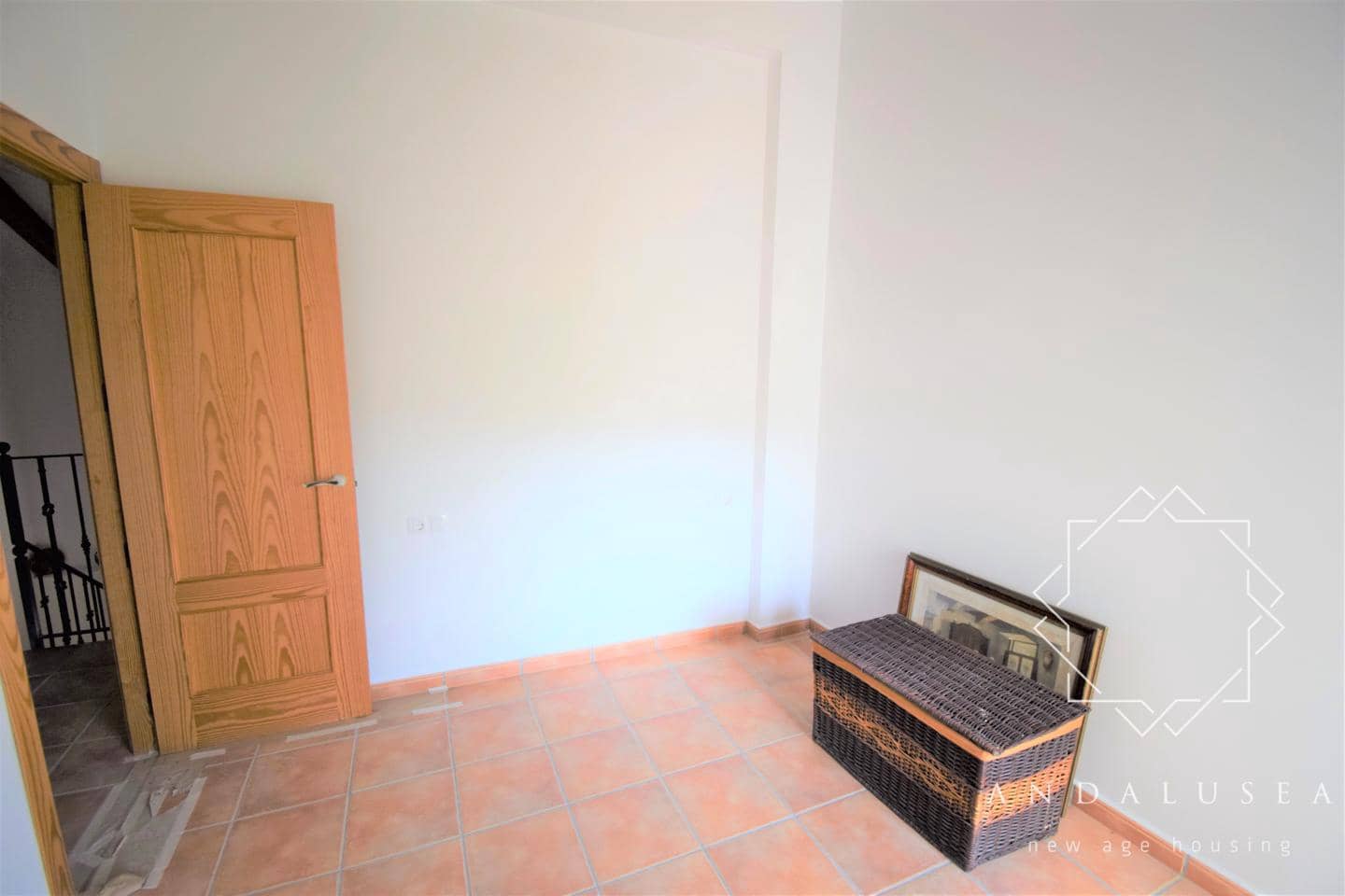 Chalet de 6 habitaciones en El Marchal (Lubrin) en venta - 205.000 € (Ref: 7382784)