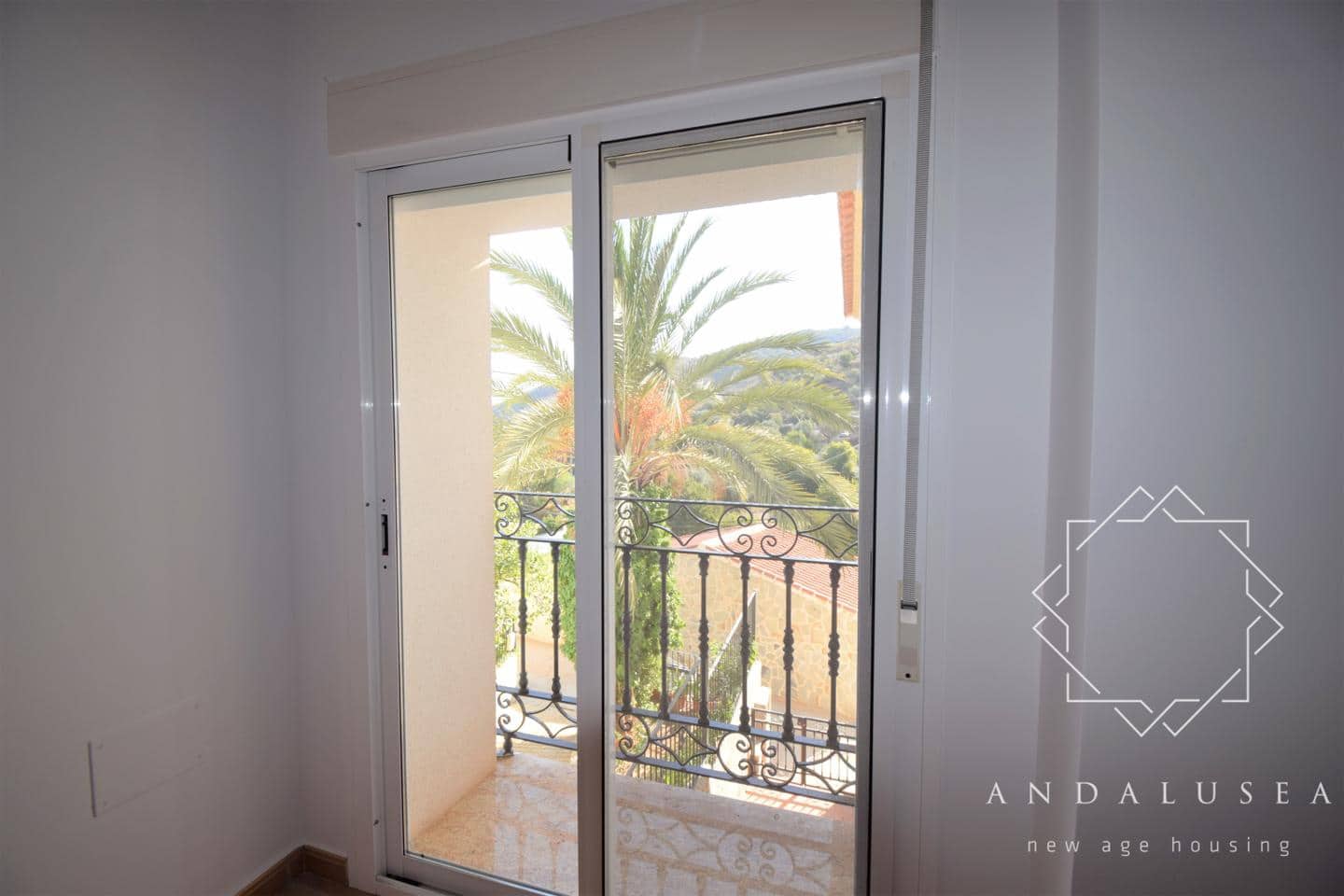 Chalet de 6 habitaciones en El Marchal (Lubrin) en venta - 205.000 € (Ref: 7382784)