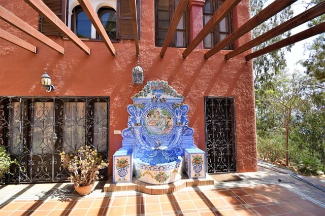 4 bedroom Finca/Country House for sale in Mojácar with pool - € 985,000 (Ref: 7596793)