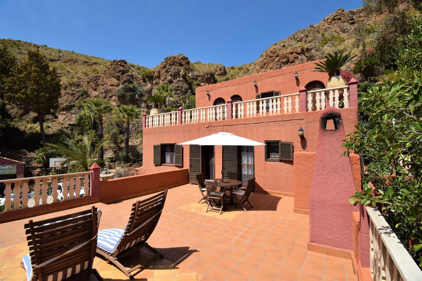 4 soveværelse Finca/Landehus til salg i Mojacar med swimmingpool - € 985.000 (Ref: 7596793)